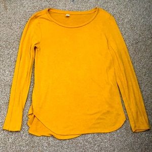 Mustard yellow long sleeve top